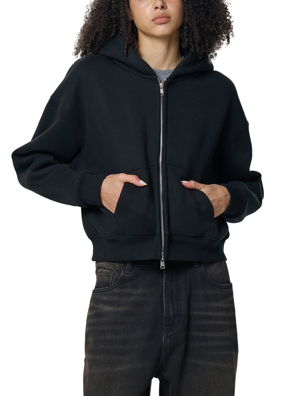 cropped,cropped hoodie,zipped,streetwear